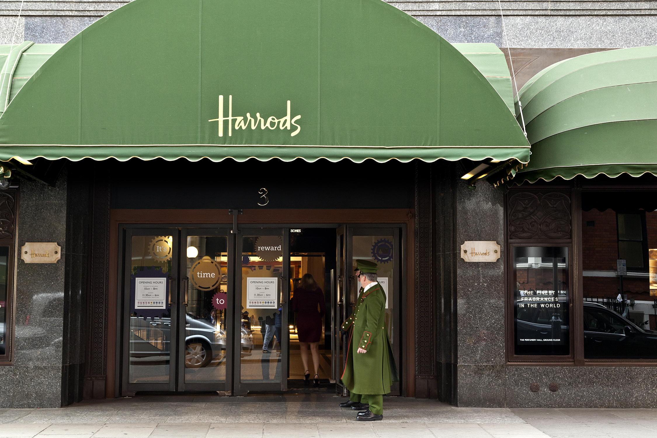 luxury hotels near harrods london