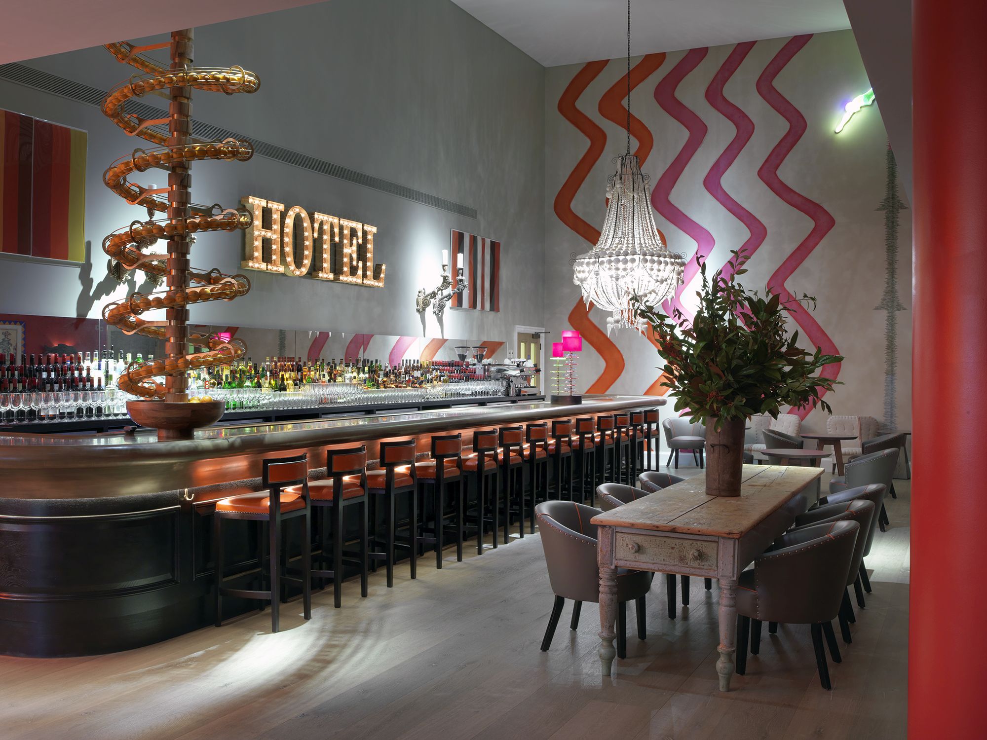 Firmdale Hotels - Ham Yard Hotel - Dive Bar